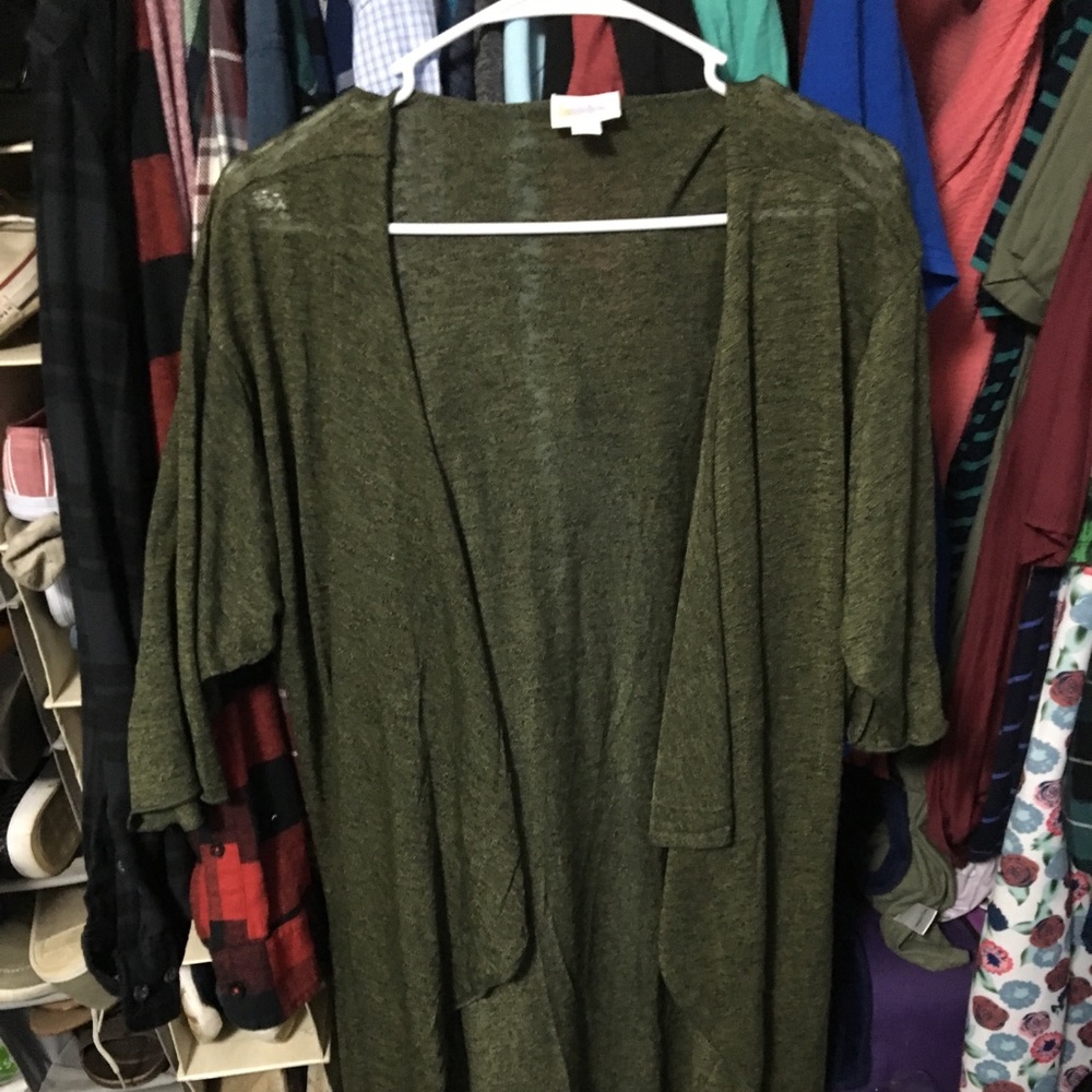 Small Shirley lularoe